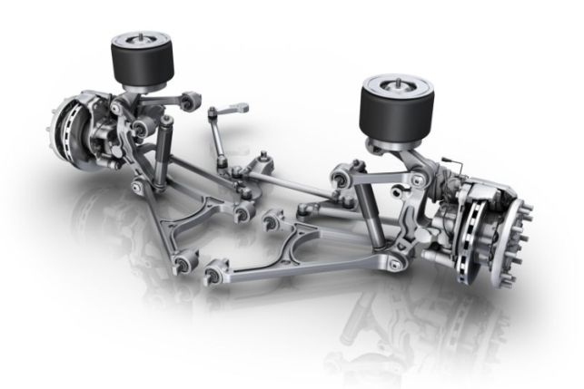 RL-82EC független kerékfelfüggesztés